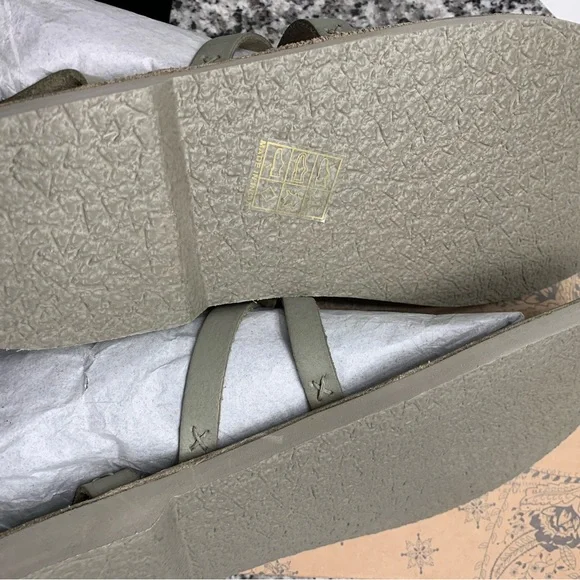 NWB FREE PEOPLE Vacation Day Wrap Sandal in Sky size 39❤️🎉🎄 - Picture 8 of 11